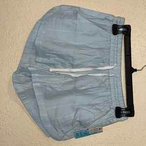 New billabong woman’s road trippin shorts